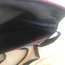 Load image into Gallery viewer, Embroidered Clutch Purse